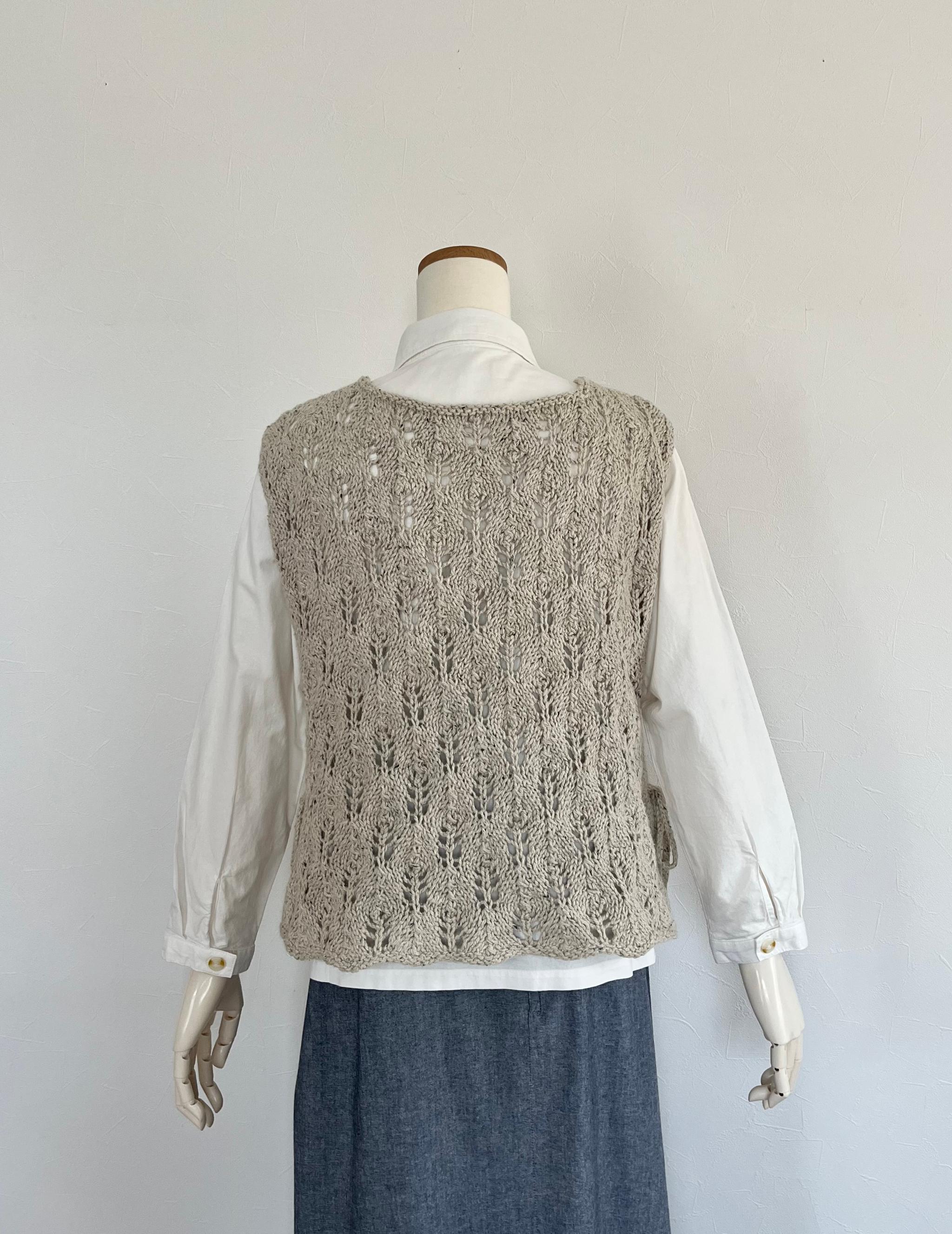 《送料無料》リボン付き透かし編みベスト(グレージュ) | 2枚目