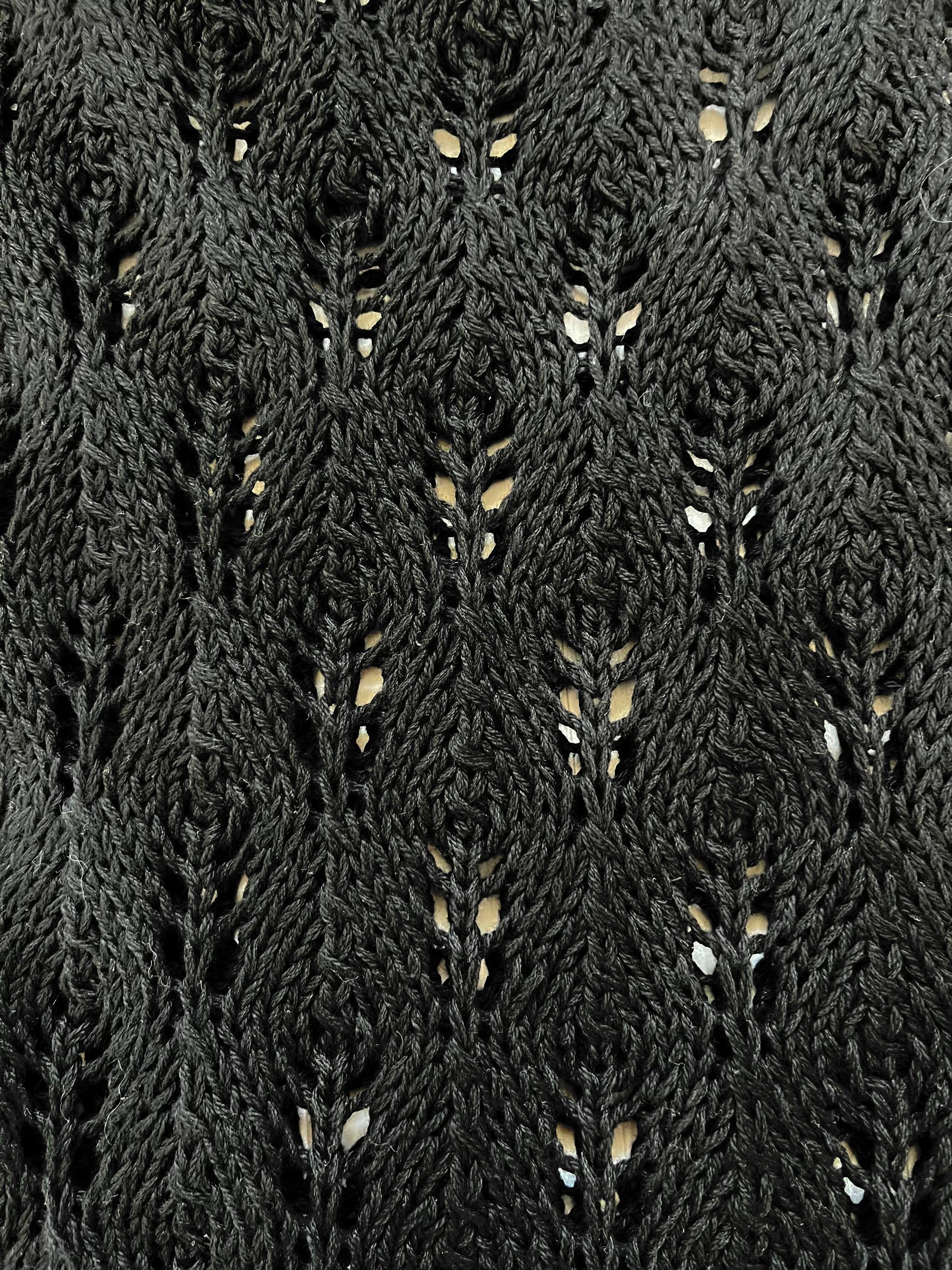 リボン付き透かし編みベスト（ブラック） | 6枚目